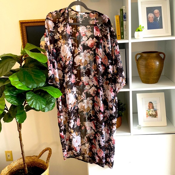 Ardene Floral Kimono Style Bathing Suit Coverup - Picture 1 of 3